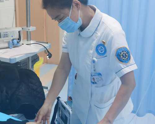 记录初为人母的喜悦与挑战