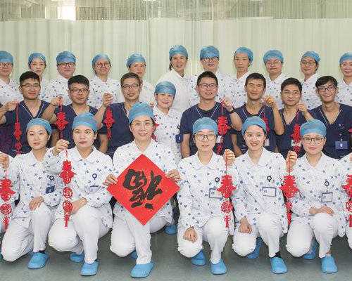 婴幼儿牙齿护理关键问答