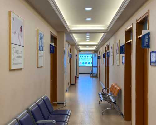 宝宝说话晚，选择早教班还是幼儿园？