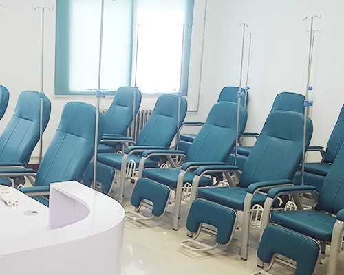 宝宝不爱吃辅食怎么办？七月大宝宝体重偏轻解析