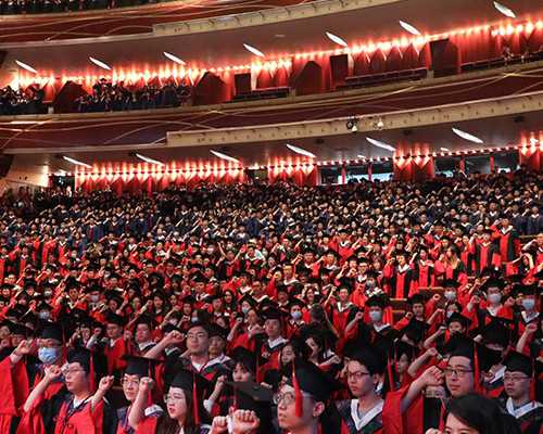 运动疗法纠正先天性鸡胸形态