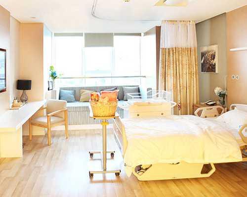 青岛试管助孕：宝宝呛奶后不肯进食？科学应对策略助您安心